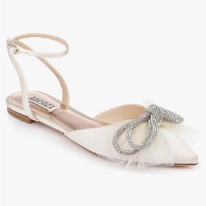 Badgley Mischka Sabina Tulle Flats in Ivory